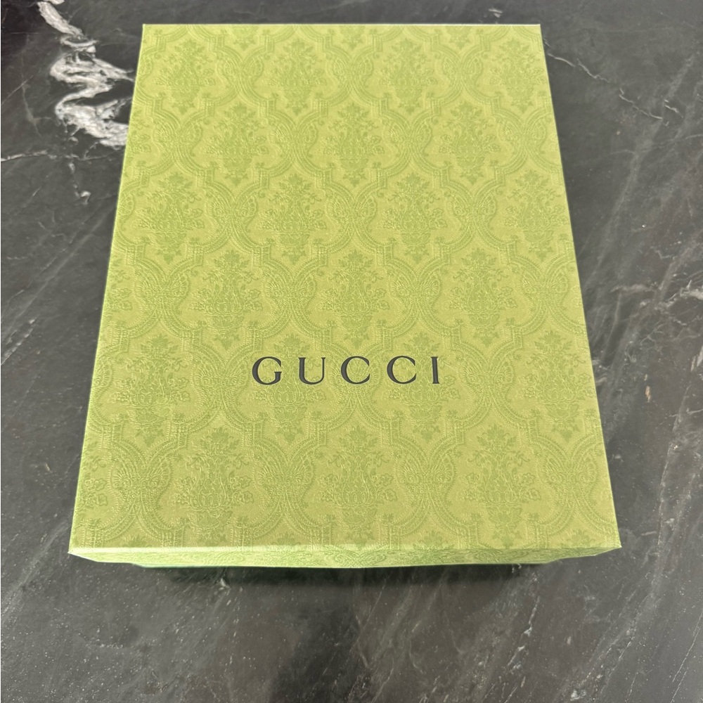 NEW Gucci Tan and Black Logo High-Tops - Picture 8 of 8